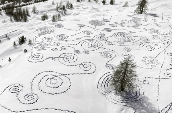 Snow drawings by Sonja Hinrichsen in the Provence-Alpes-Côte d'Azur region of France